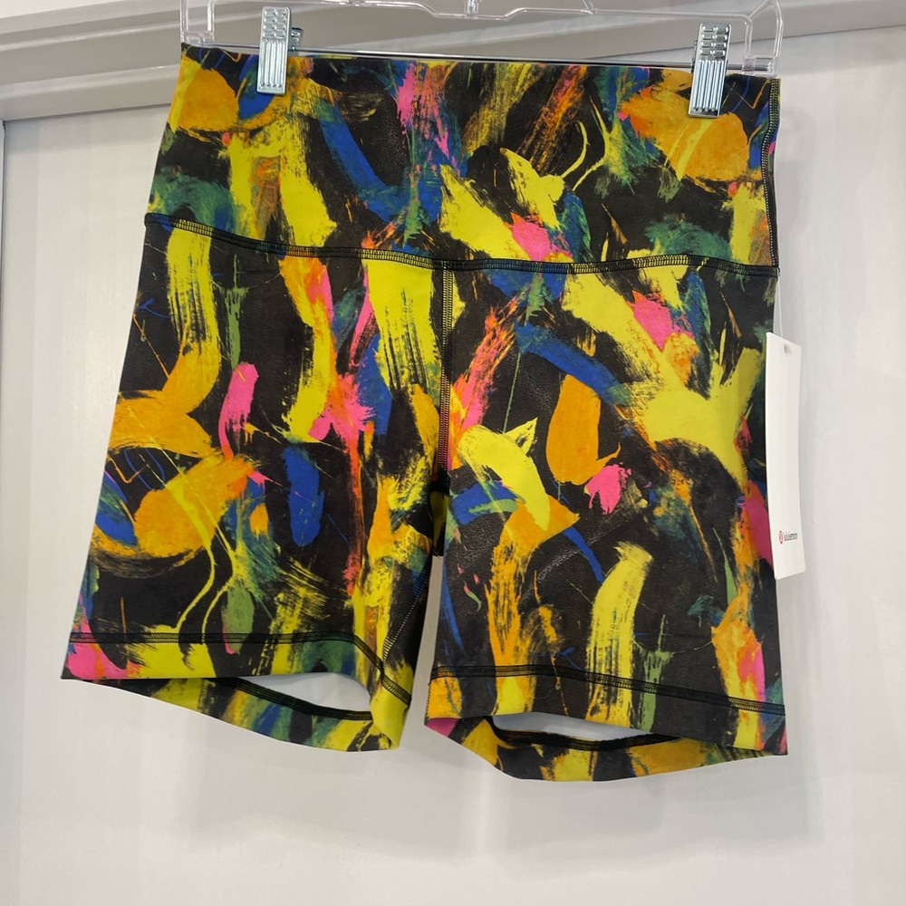 Lululemon Wunder Train High-Rise Short 6”